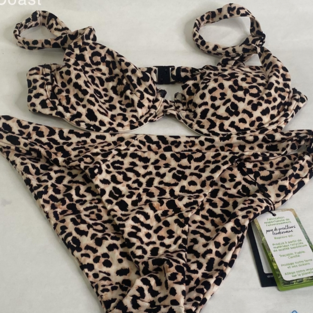 Vetchy Leopard Print Bikini TOP ONLY